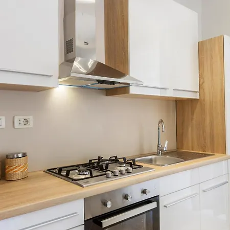 In With Kitchen